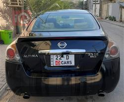 نيسان ألتيما